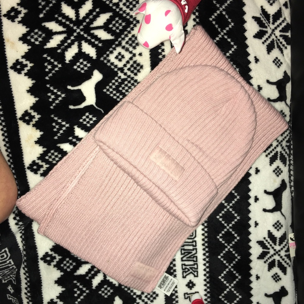 Pink hat and scarf